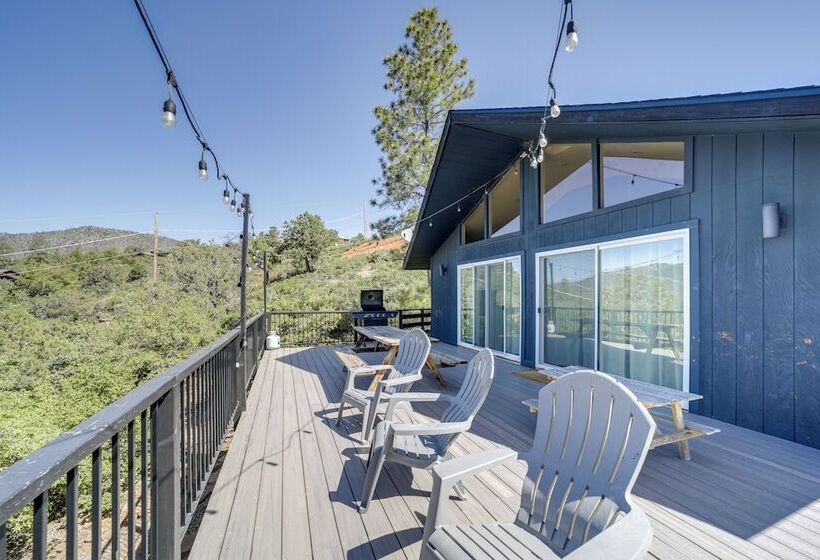 Pine Cabin W/ Large Deck & Scenic Mountain Views!