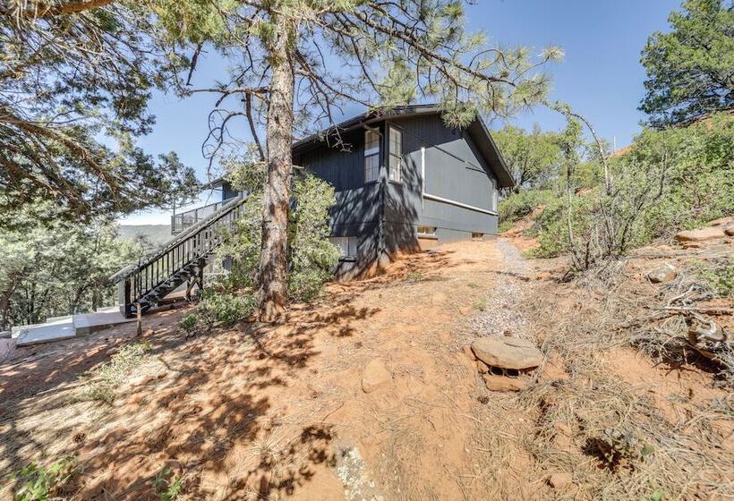 Pine Cabin W/ Large Deck & Scenic Mountain Views!