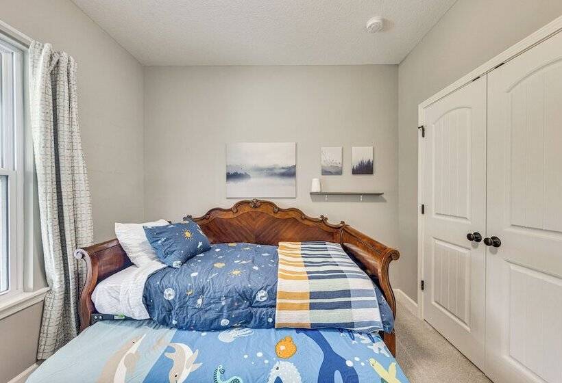 Platte City Retreat W/ Patio, Near Kansas City!