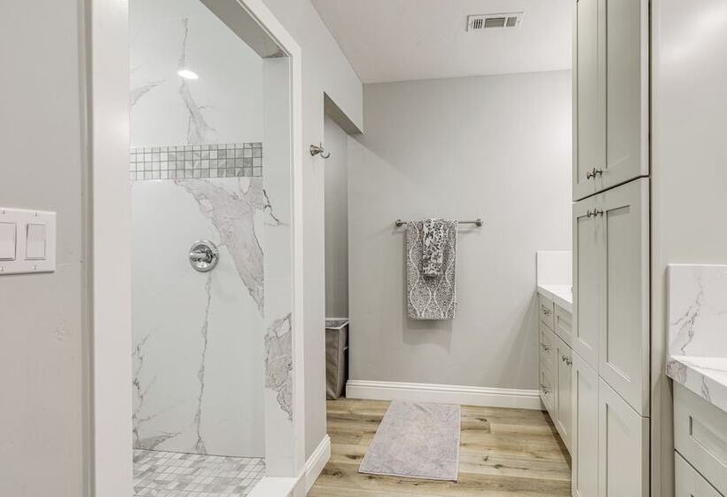 Quaint Hughson Vacation Rental, Walk To Downtown!