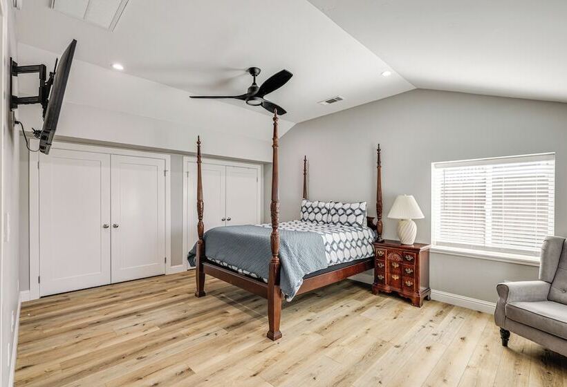 Quaint Hughson Vacation Rental, Walk To Downtown!