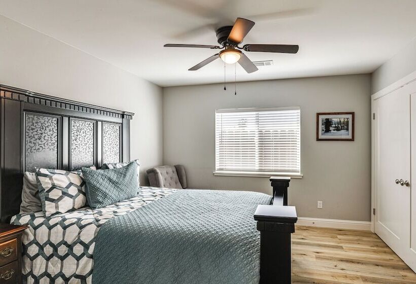 Quaint Hughson Vacation Rental, Walk To Downtown!