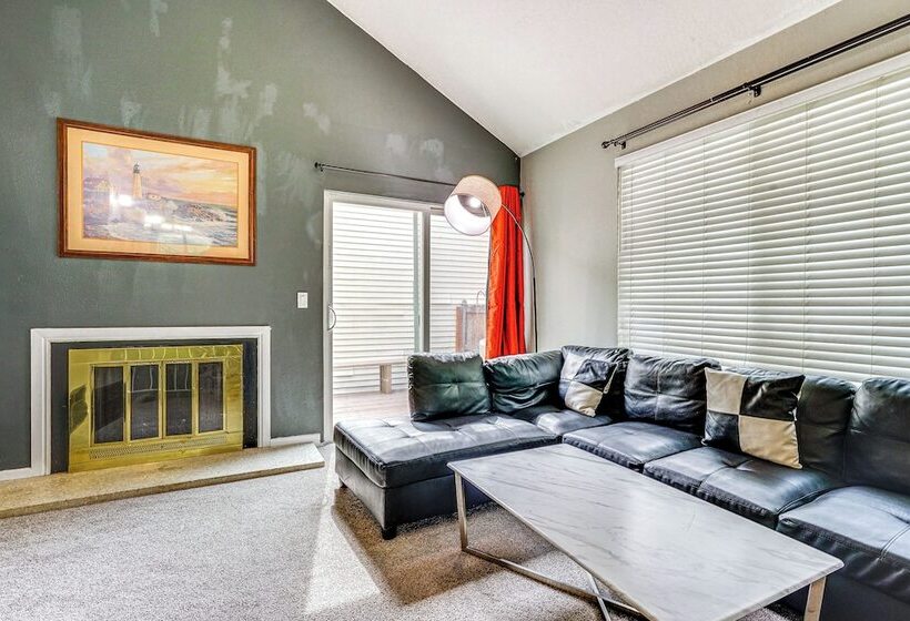 Quiet West Valley City Home, Near Downtown Slc!