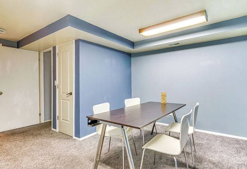 Quiet West Valley City Home, Near Downtown Slc!