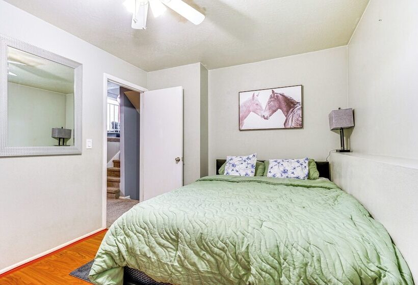 Quiet West Valley City Home, Near Downtown Slc!