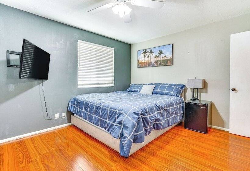 Quiet West Valley City Home, Near Downtown Slc!