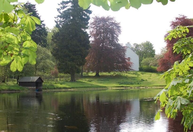 إقامة Charming 10 Bed House In Blairgowrie