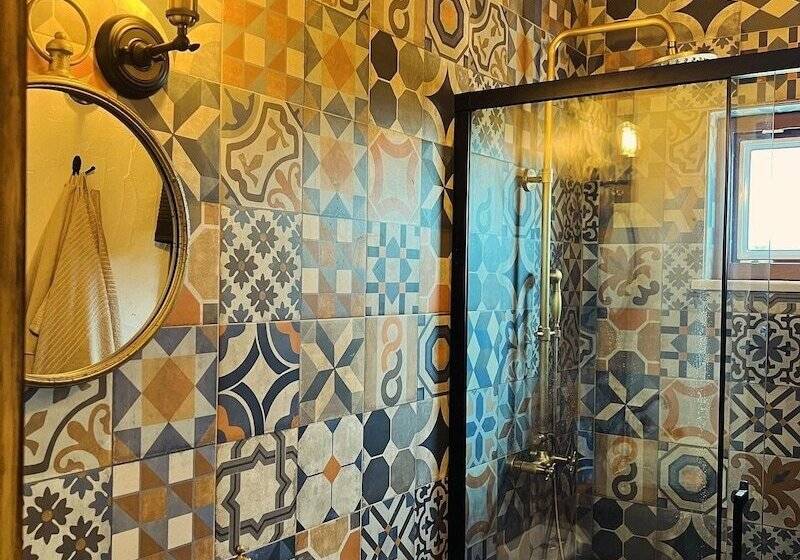 اقامتگاه Impeccable 3 Bed House In Portel