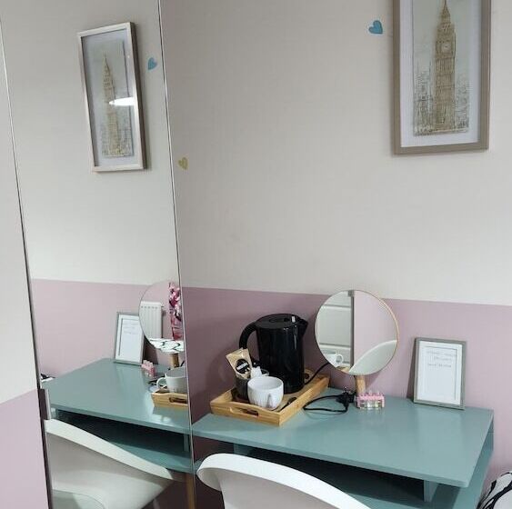 דירת נופש Inviting 1 Bed House In Wolverhampton