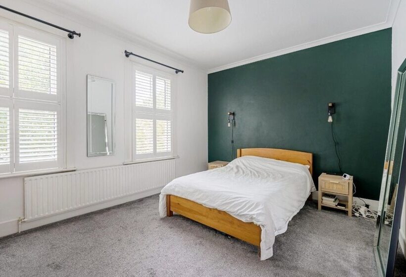 レジデンス Inviting 3 Bed House In Beckenham