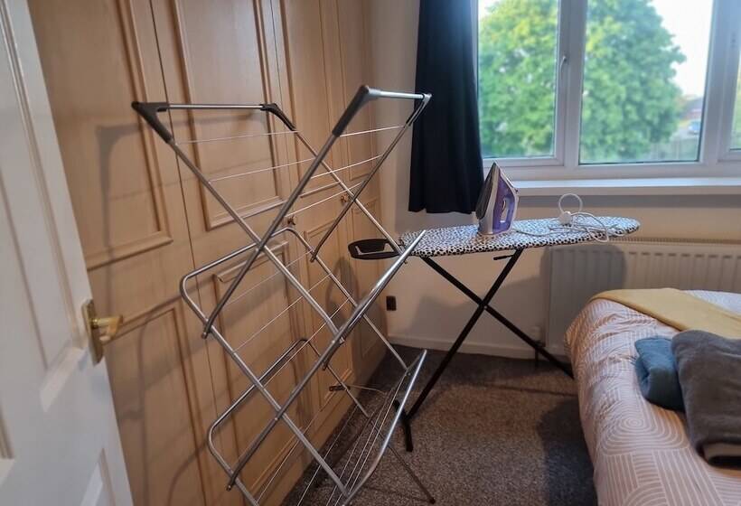 Резиденция Lovely 2 Bed House In Sunderland