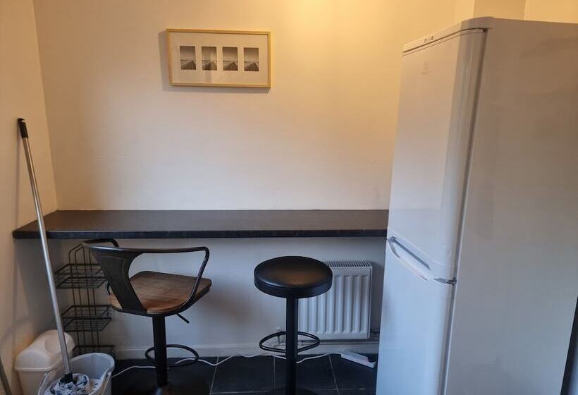 Резиденция Lovely 2 Bed House In Sunderland