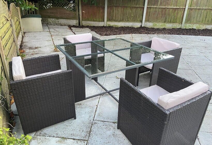 レジデンス Lovely Refurbished 3 Bed House In Liverpool