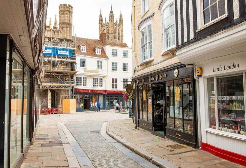 Резиденция Tranquil Elm Lodge Escape In Canterbury