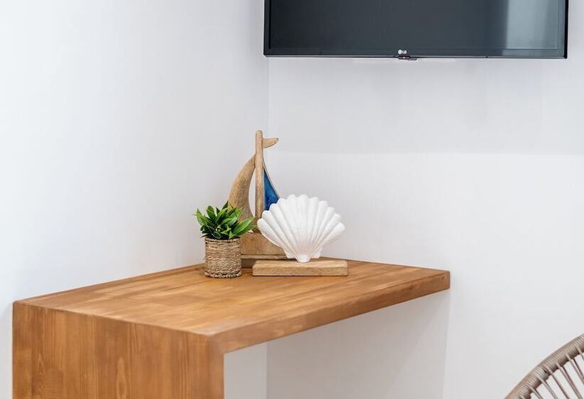 אתר נופש Alia Andros