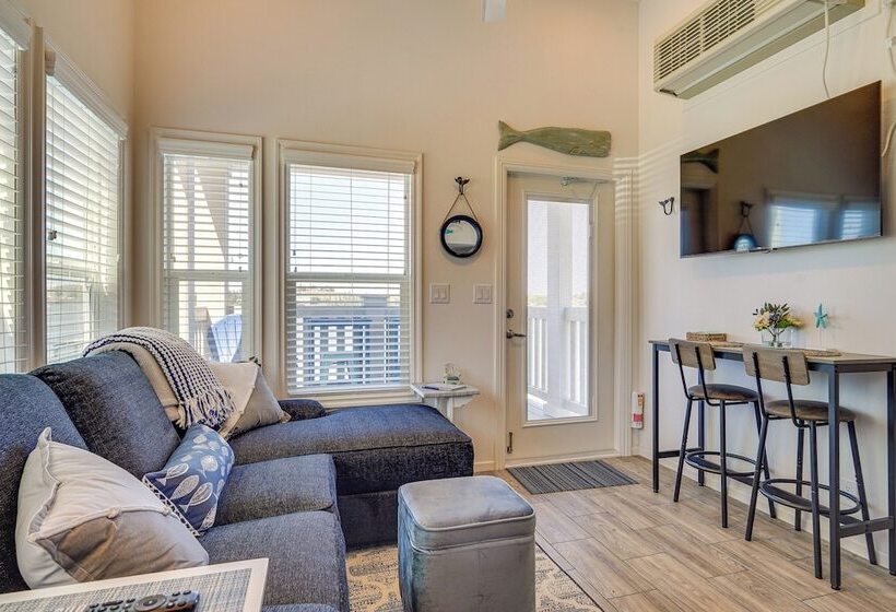 Riverfront Isleton Cottage < 1 Mi To Rio Vista!