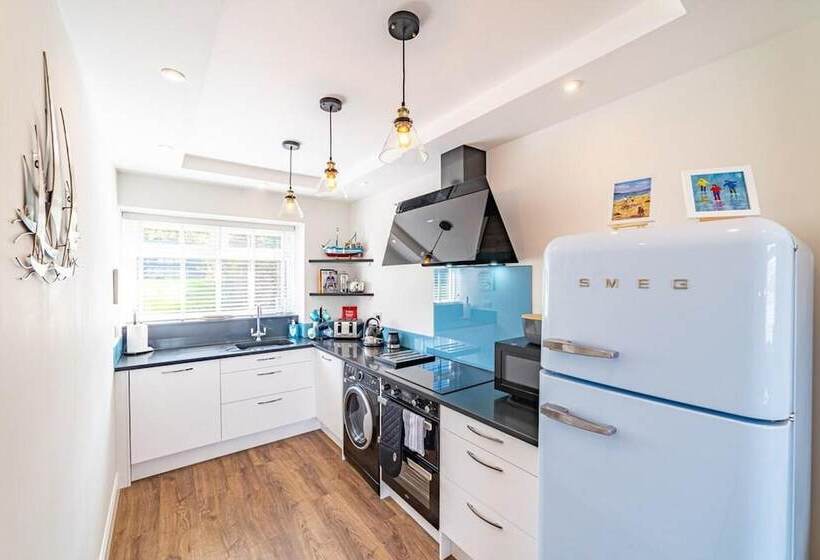 Riverside Retreat In Dumfries