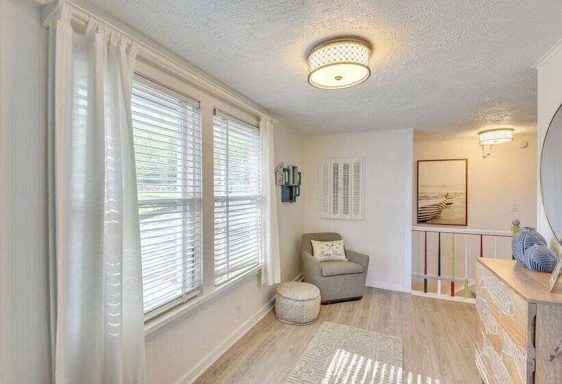 Rome City Lake House W/ Dock + Waterfront Views!