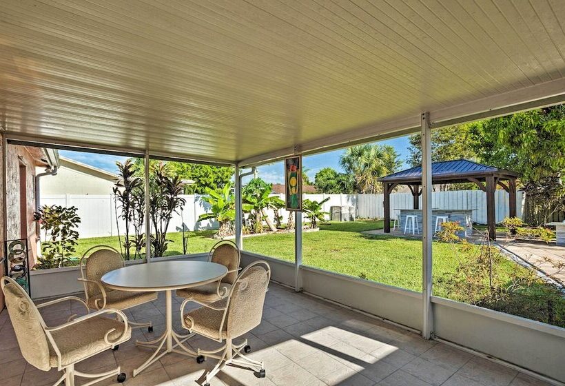 Royal Palm Beach Retreat ~ 13 Mi To Beach!