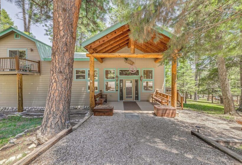 Rustic Cloudcroft Cabin W/ Spacious Deck & Grill!