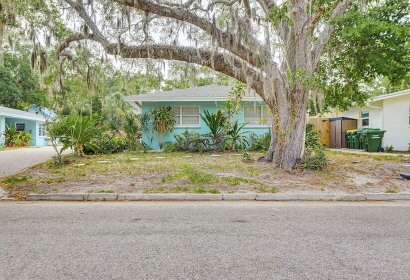 Sarasota Duplex In Gillespie Park: 1 Mi To Dtwn!