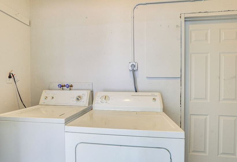 Sarasota Duplex In Gillespie Park: 1 Mi To Dtwn!