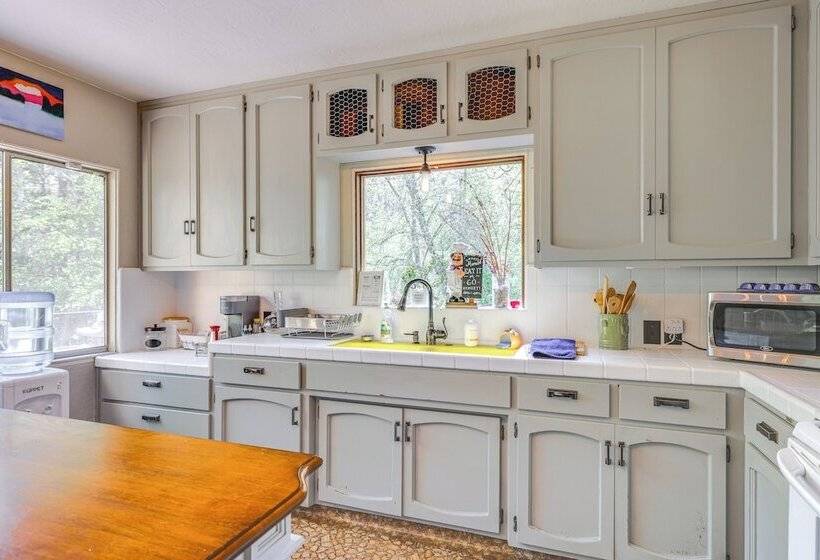 On Site River Access: Quiet Home In Wilseyville!