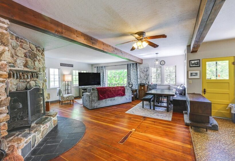 On Site River Access: Quiet Home In Wilseyville!