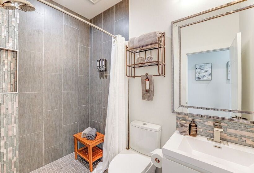 Sleek Ferndale Home W/ Ocean & Mountain Views!