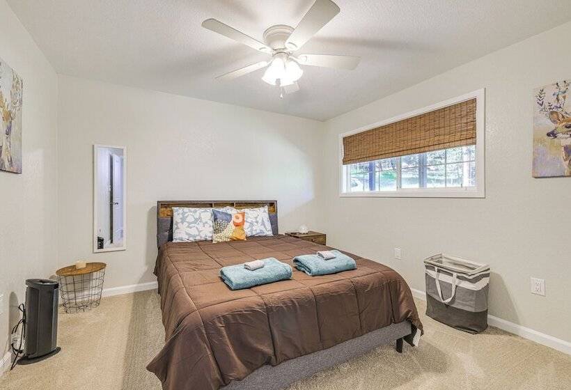 Sonora Hideaway W/ Lake Access & Furnished Deck