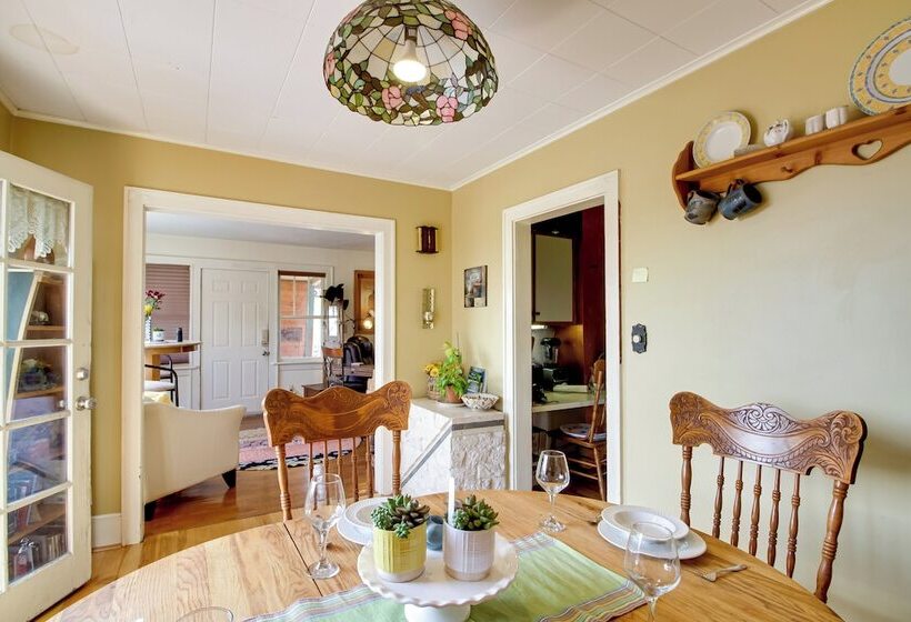 Spacious Duluth Home ~ 4 Mi To Lake Superior!