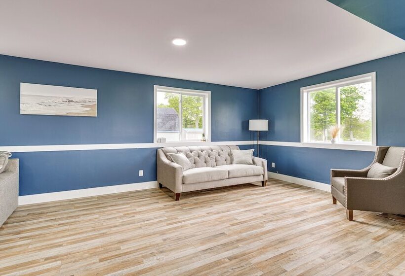 Spacious Oswego Home: 6 Mi To Fort Ontario!