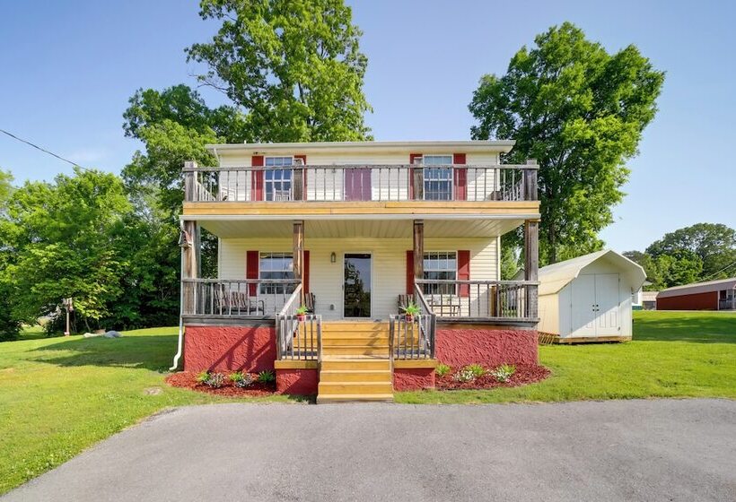 Charming Smokies Home Near National Park!