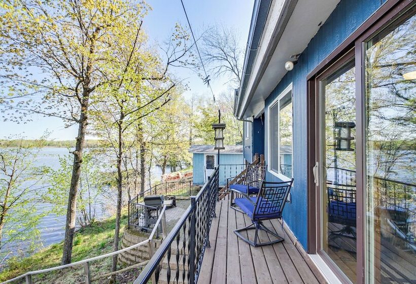 Spirit Lake Cabin W/ Boat & Kayak Rentals!