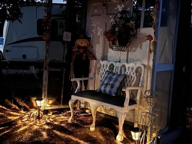 Stunning 1 Bed Glamping Tent In Cleveland