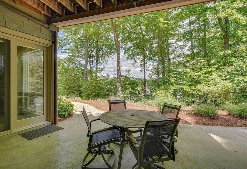 Lakefront Roxboro Home W/ Private Dock!