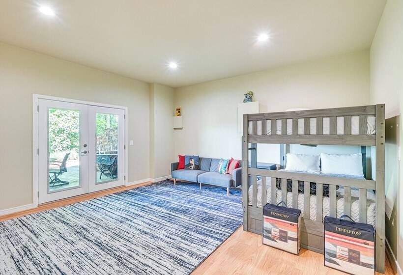 Lakefront Roxboro Home W/ Private Dock!