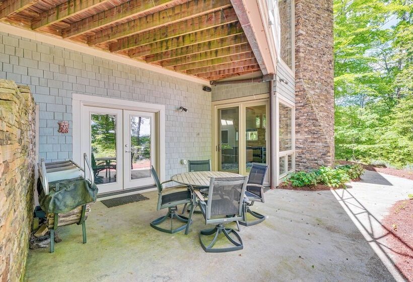 Lakefront Roxboro Home W/ Private Dock!