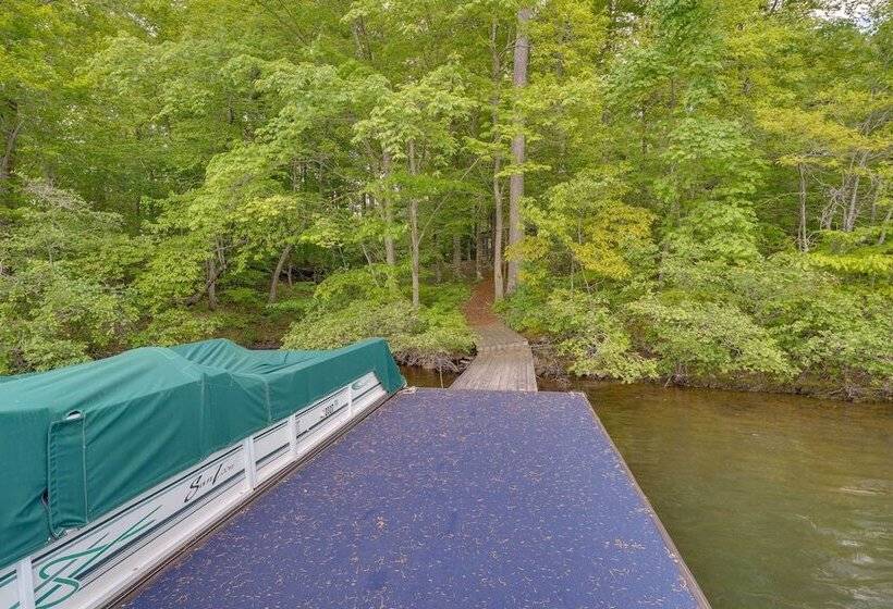 Lakefront Roxboro Home W/ Private Dock!