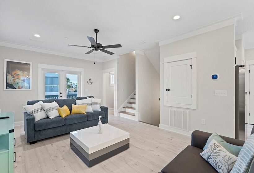 Summer Salt 24226 Pepper Lane