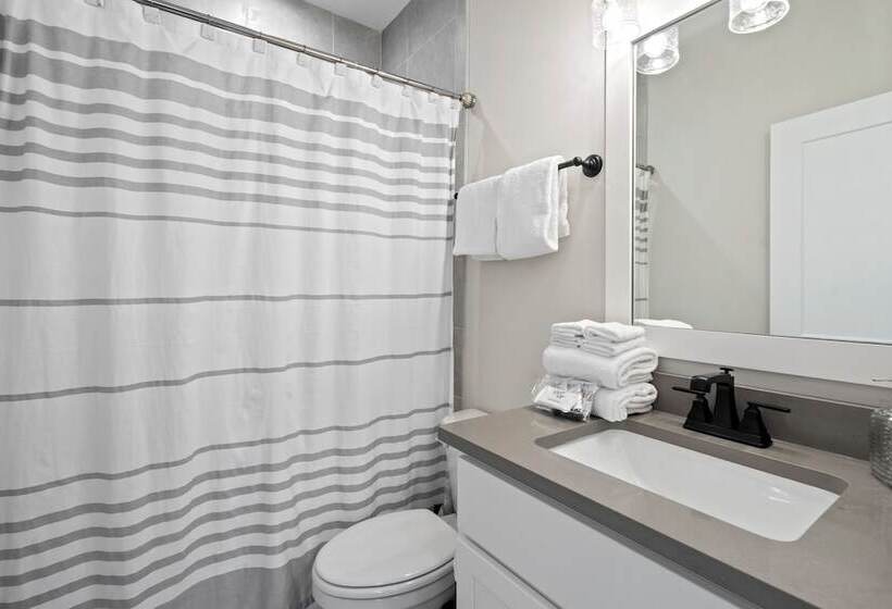 Summer Salt 24226 Pepper Lane