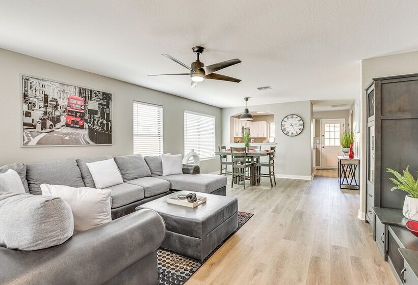 Surprise Home W/ Fenced Yard: Near Spring Training