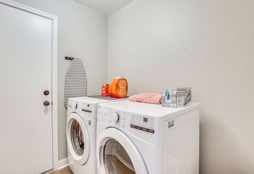 Surprise Home W/ Fenced Yard: Near Spring Training