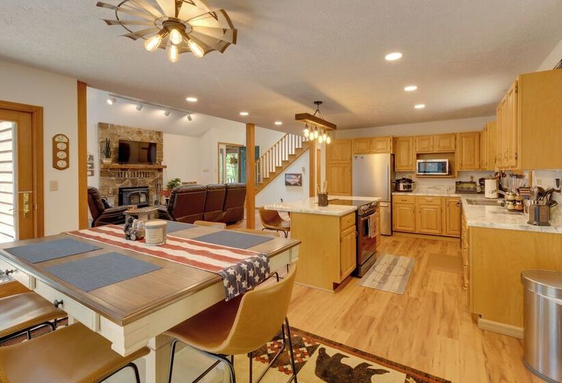 Terra Alta Vacation Rental: Walk To Alpine Lake!