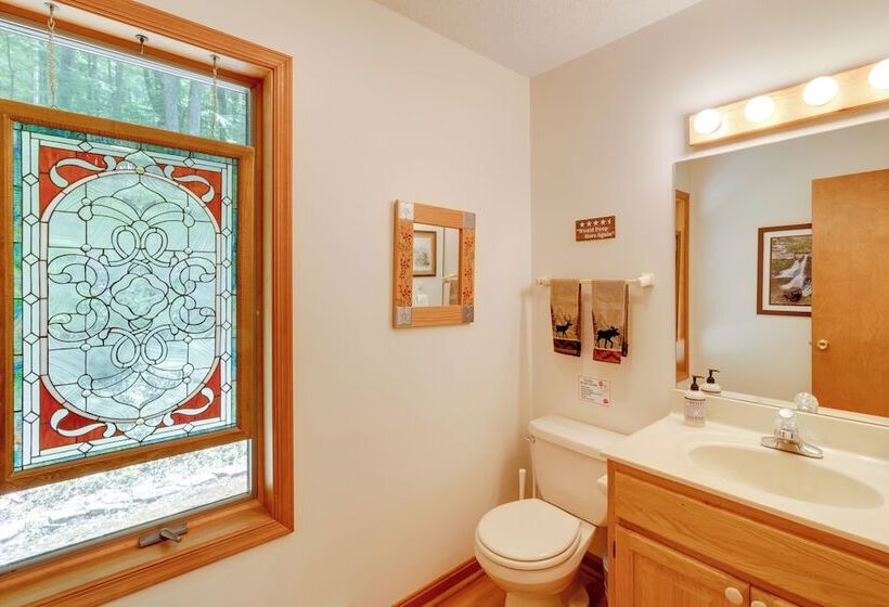 Terra Alta Vacation Rental: Walk To Alpine Lake!