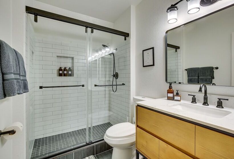 The Abby Cabin: Restful Running Springs Retreat!