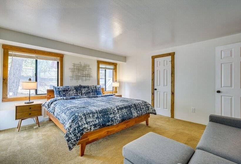 The Abby Cabin: Restful Running Springs Retreat!