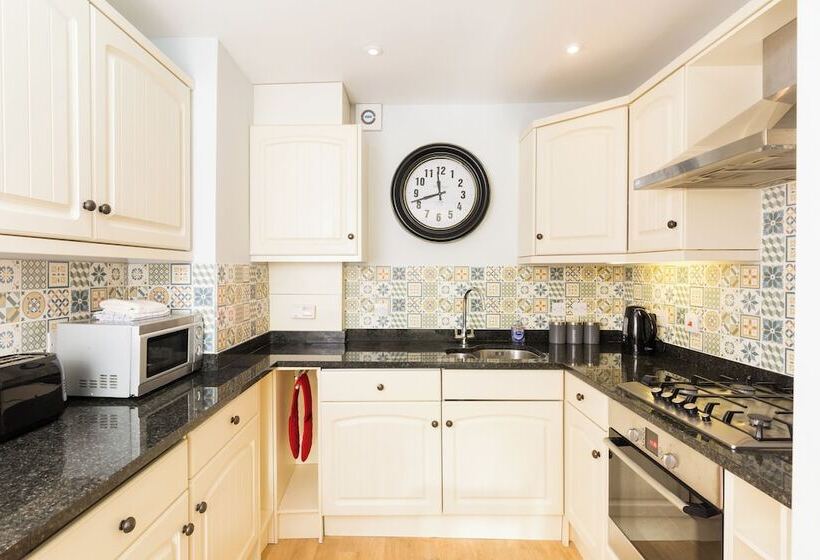 The Judges Lodgings Boutique