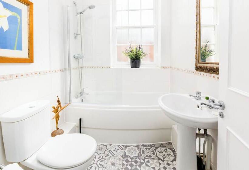 The Judges Lodgings Boutique