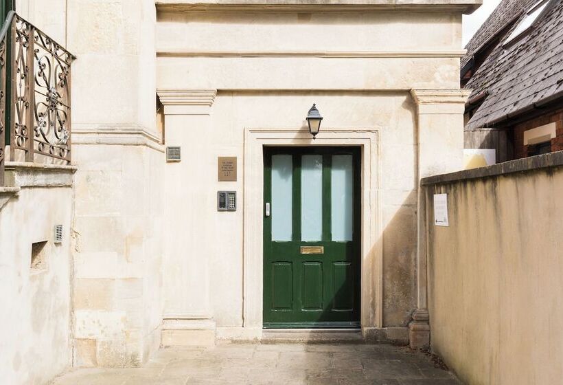 The Judges Lodgings Boutique